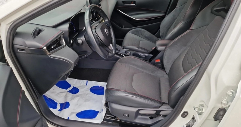 Toyota Corolla cena 93800 przebieg: 153689, rok produkcji 2020 z Lwówek Śląski małe 301